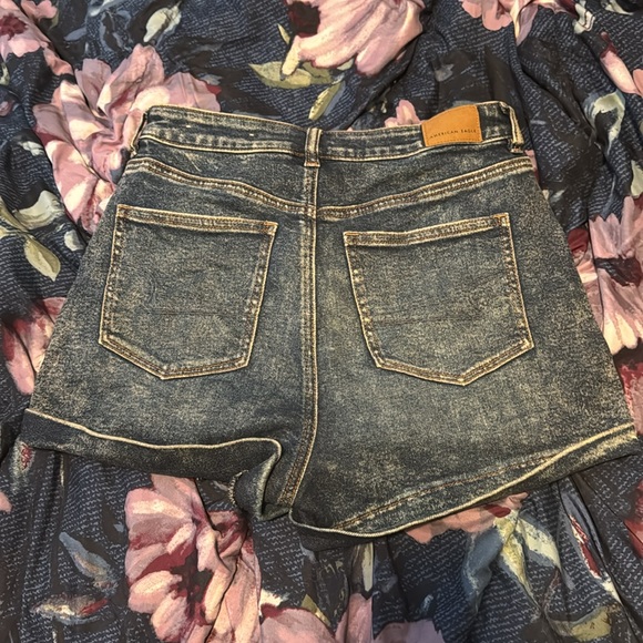 NWOT AE highest rise mom short - Picture 2 of 4